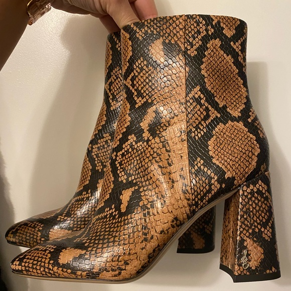 Sam Edelman Codie Booties - Picture 4 of 7